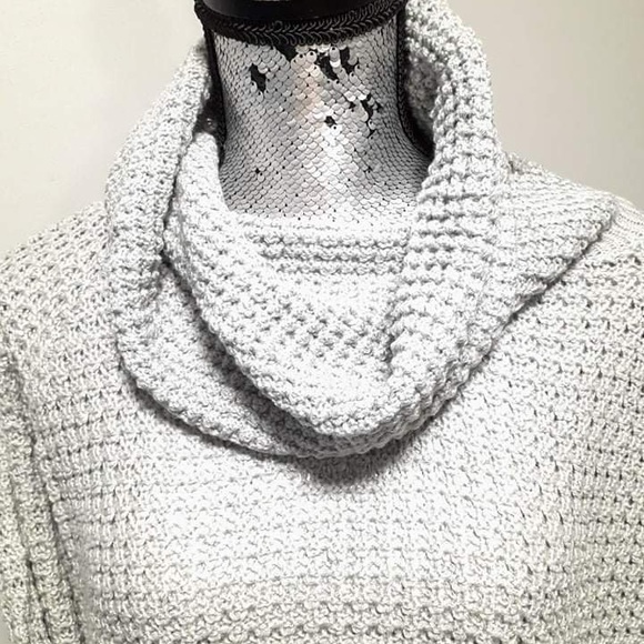 NWT Gray Waffle-Knit Cowl Neck Sweater - Picture 3 of 5